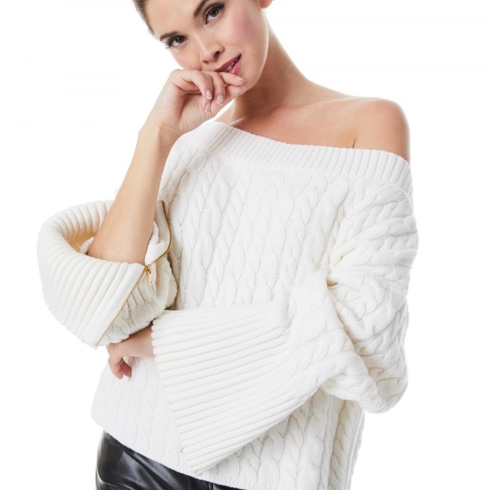 Alice + Olivia off shoulder sweater oversize in Tan